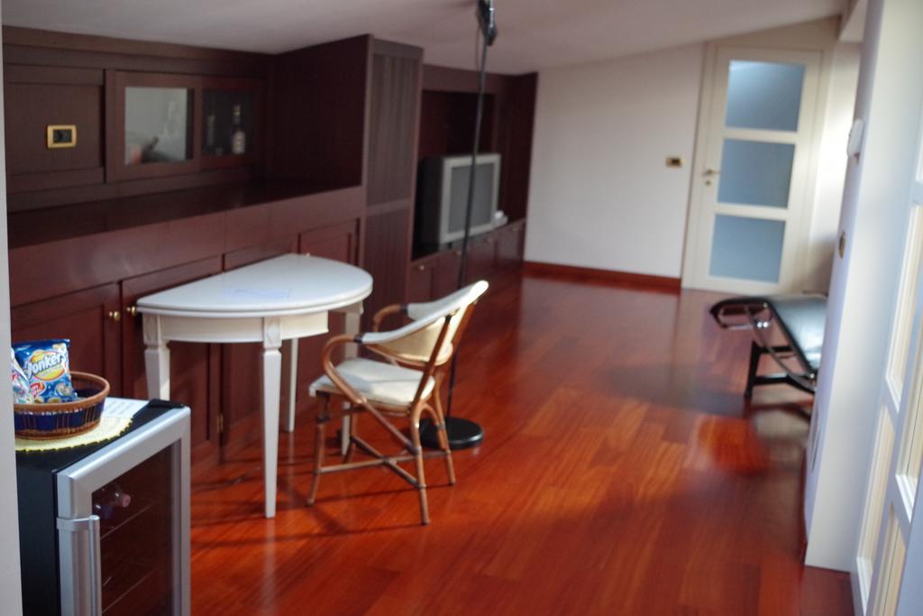 B&B Independente Assago Exterior photo